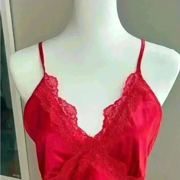 NWT Sincerely Jules Red Satin Slip On Lingerie. Size Small - Picture 6 of 7
